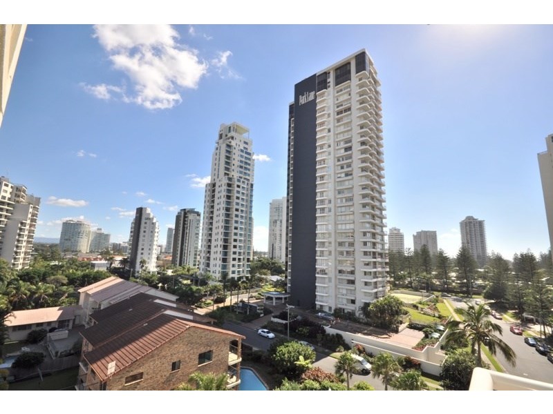 46 Pacific Street, Main Beach QLD 4217