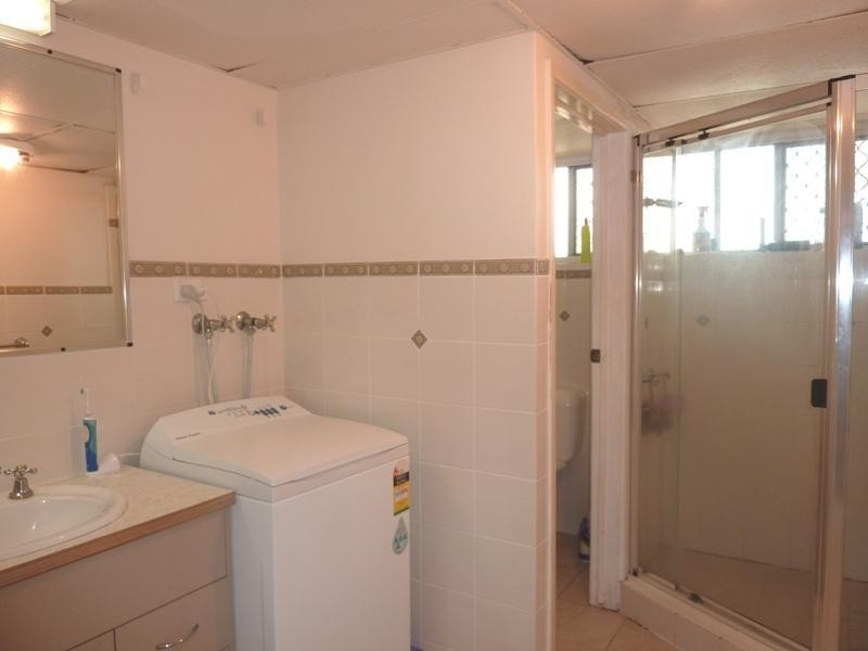 163 Hedges Avenue, Mermaid Beach QLD 4218