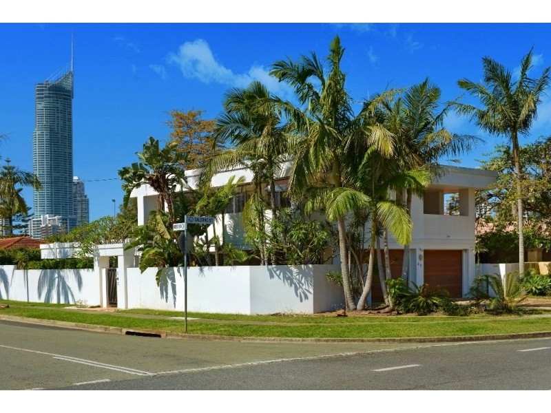 20 Remo Street, Isle Of Capri QLD 4217
