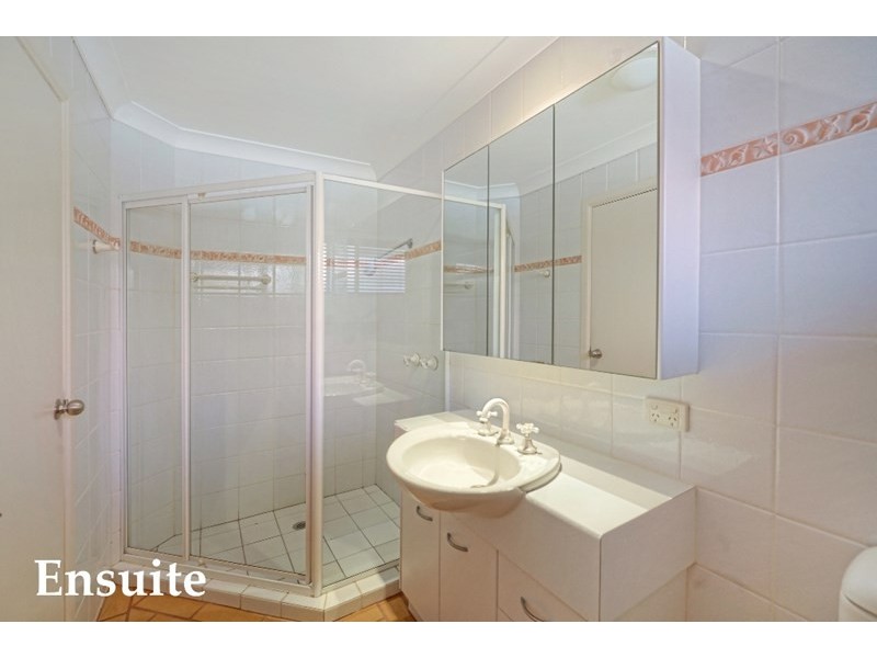 20 Remo Street, Isle Of Capri QLD 4217