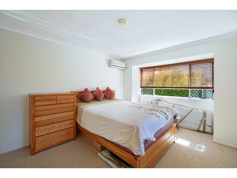 20 Remo Street, Isle Of Capri QLD 4217