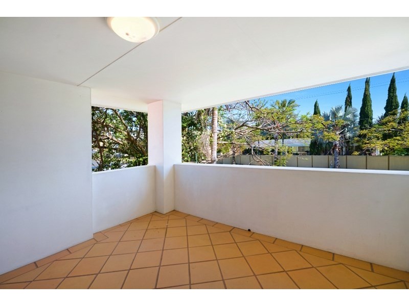 20 Remo Street, Isle Of Capri QLD 4217