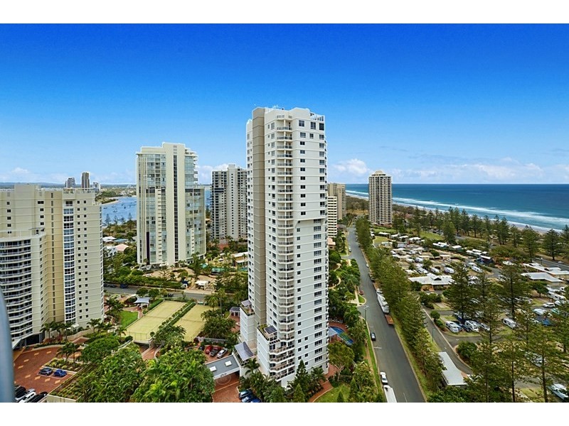 11 Peak Avenue, Main Beach QLD 4217