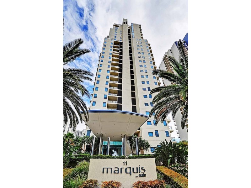 11 Peak Avenue, Main Beach QLD 4217