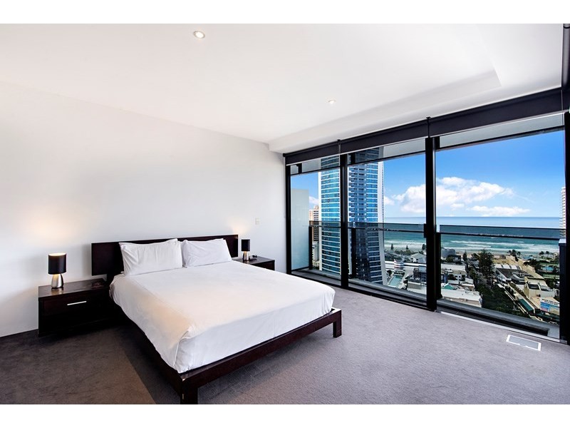 9 Ferny Avenue, Surfers Paradise QLD 4217