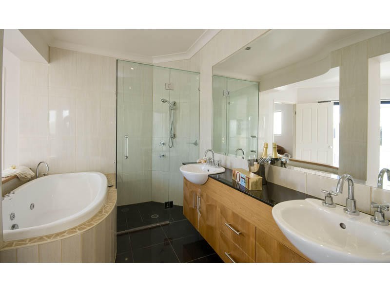 Runaway Bay QLD 4216