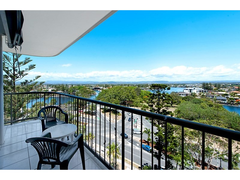 43 Enderley Avenue, Surfers Paradise QLD 4217