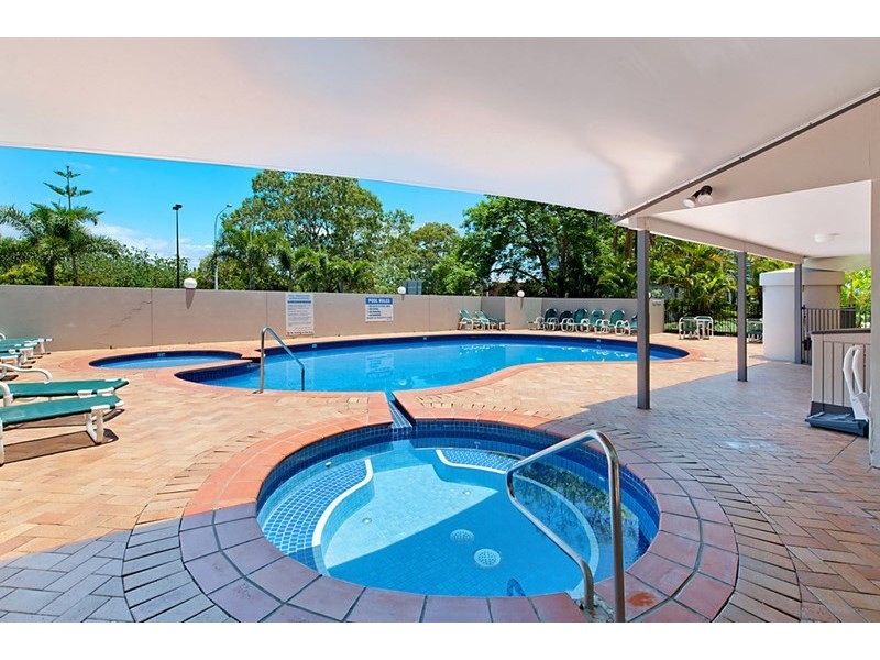 43 Enderley Avenue, Surfers Paradise QLD 4217