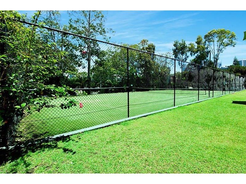 43 Enderley Avenue, Surfers Paradise QLD 4217