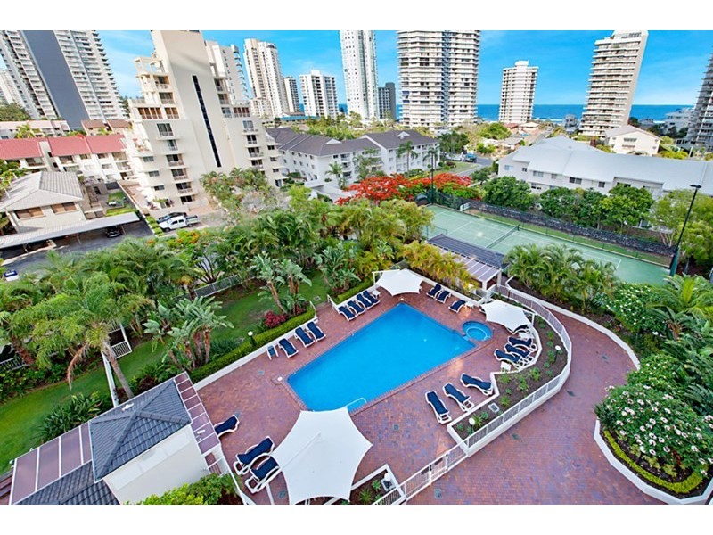 15 Breaker Street, Main Beach QLD 4217