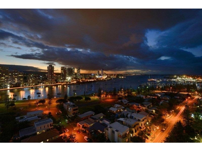 1 Hughes Avenue, Main Beach QLD 4217