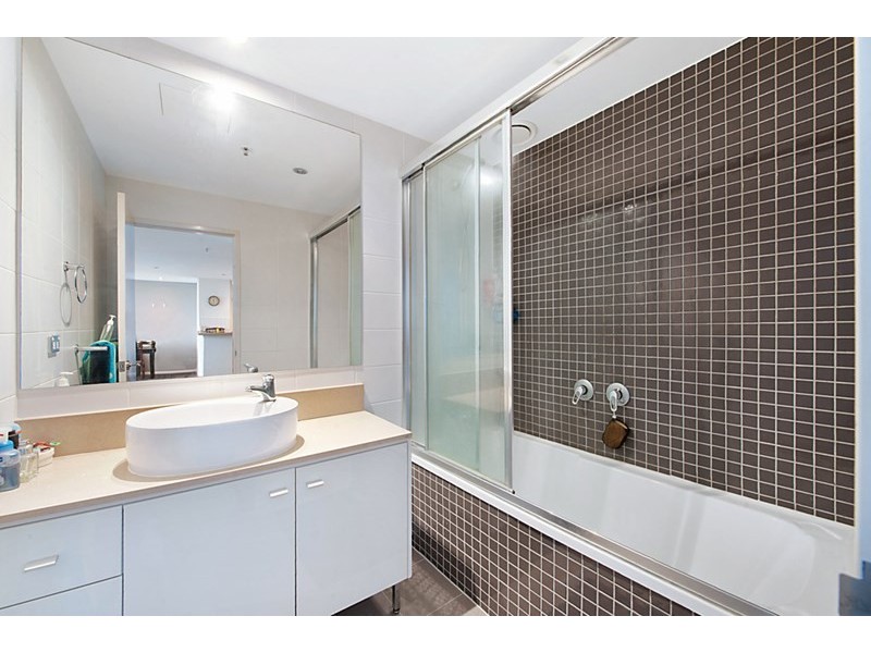 1 Aqua Street, Southport QLD 4215