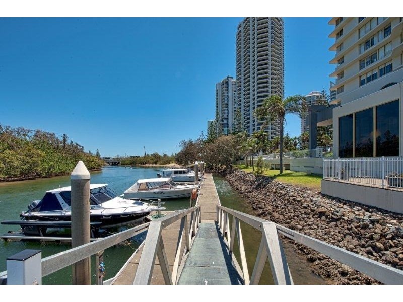1 Serisier Avenue, Main Beach QLD 4217