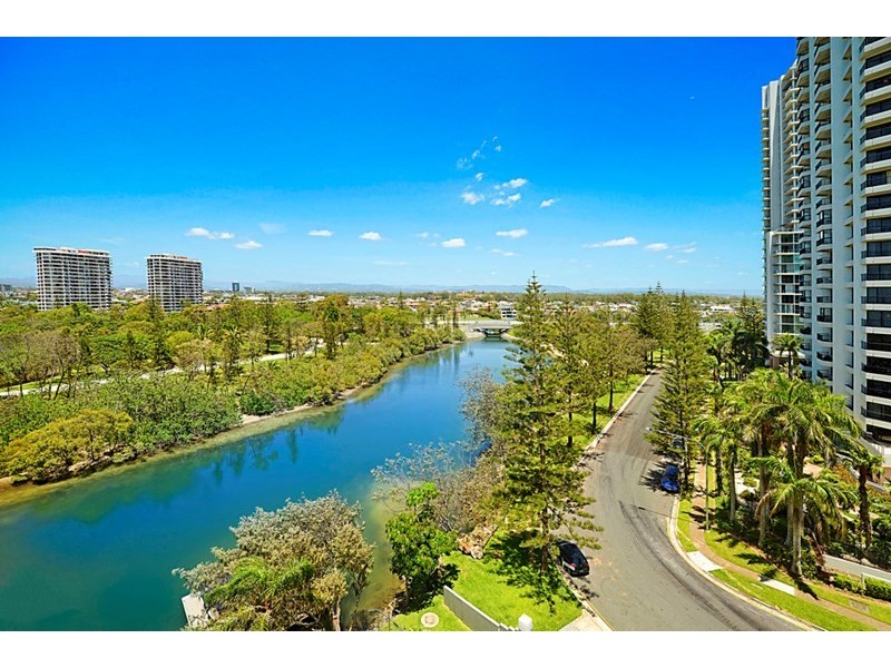 1 Serisier Avenue, Main Beach QLD 4217
