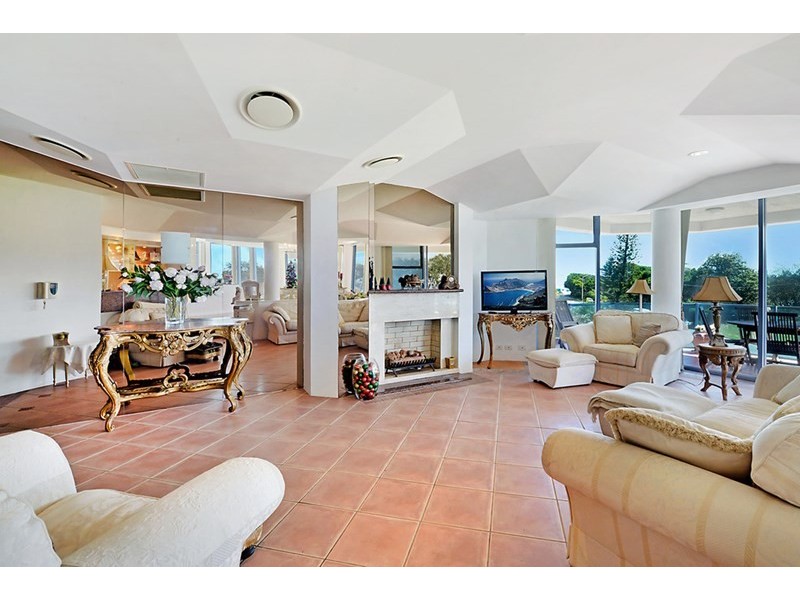 3456 Main Beach Parade, Main Beach QLD 4217