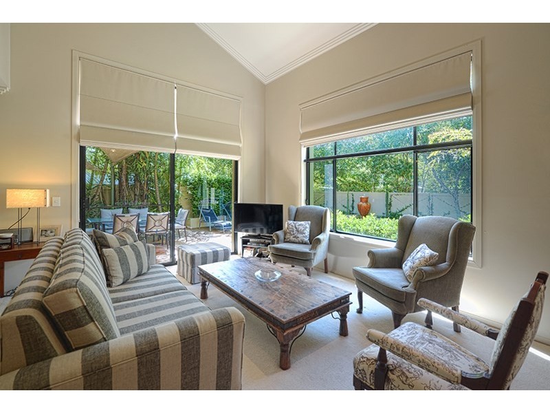Residence 1, 65 Benowa Road, Southport QLD 4215