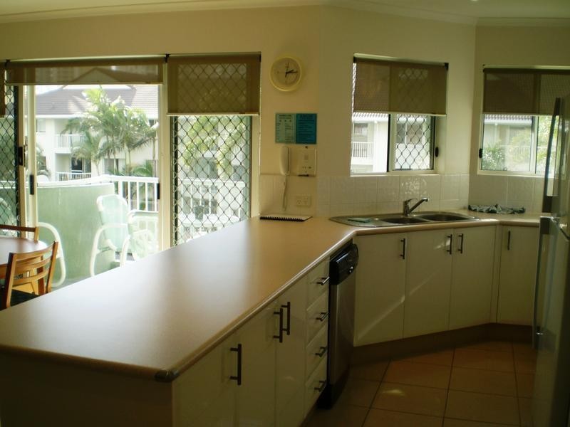 Main Beach QLD 4217