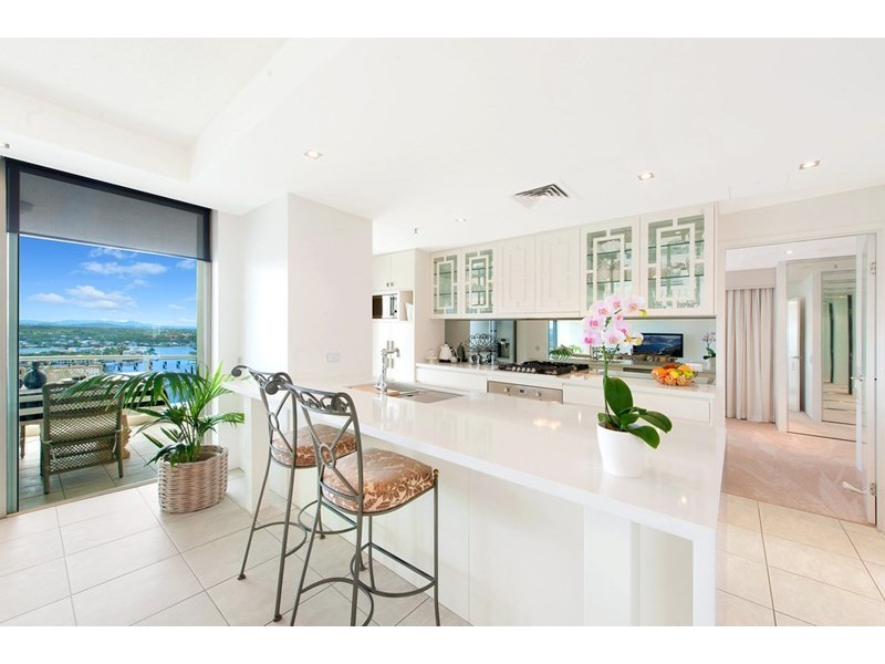 40 Riverview Parade, Surfers Paradise QLD 4217