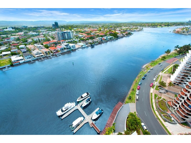 40 Riverview Parade, Surfers Paradise QLD 4217