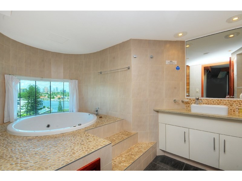 7 Mallana Street, Surfers Paradise QLD 4217