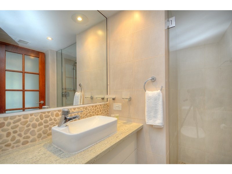 7 Mallana Street, Surfers Paradise QLD 4217