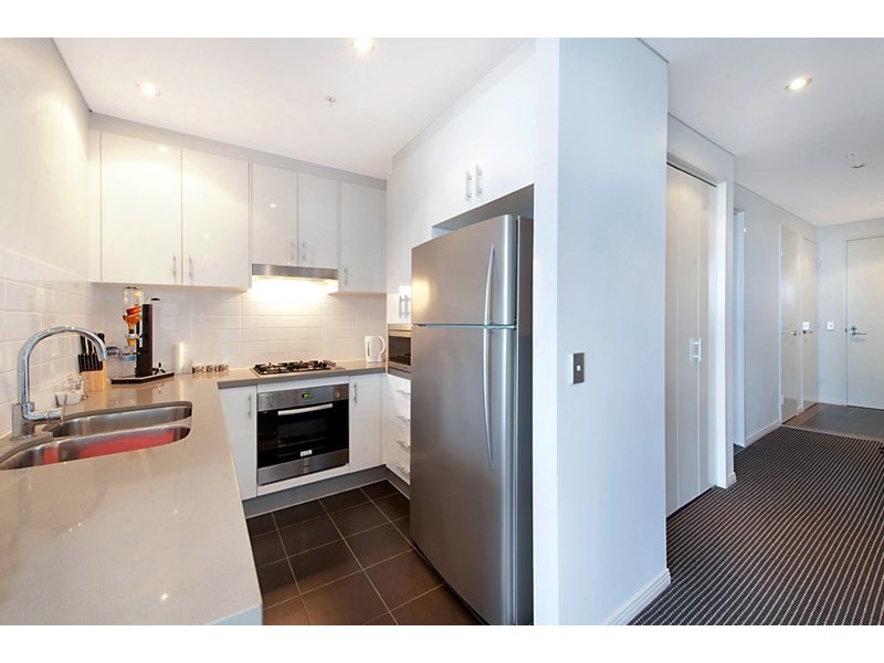 2 Aqua Street, Southport QLD 4215