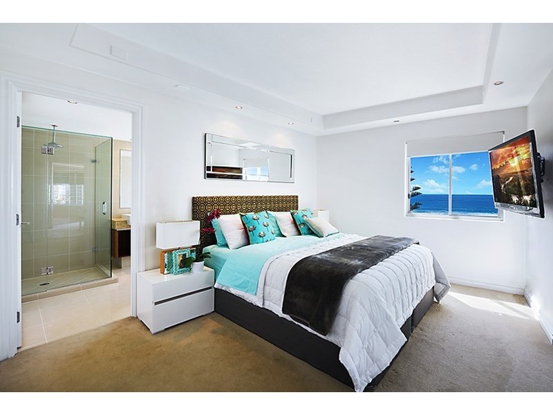 30 Garfield Terrace, Surfers Paradise QLD 4217