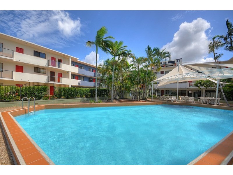 132 Marine Parade, Southport QLD 4215