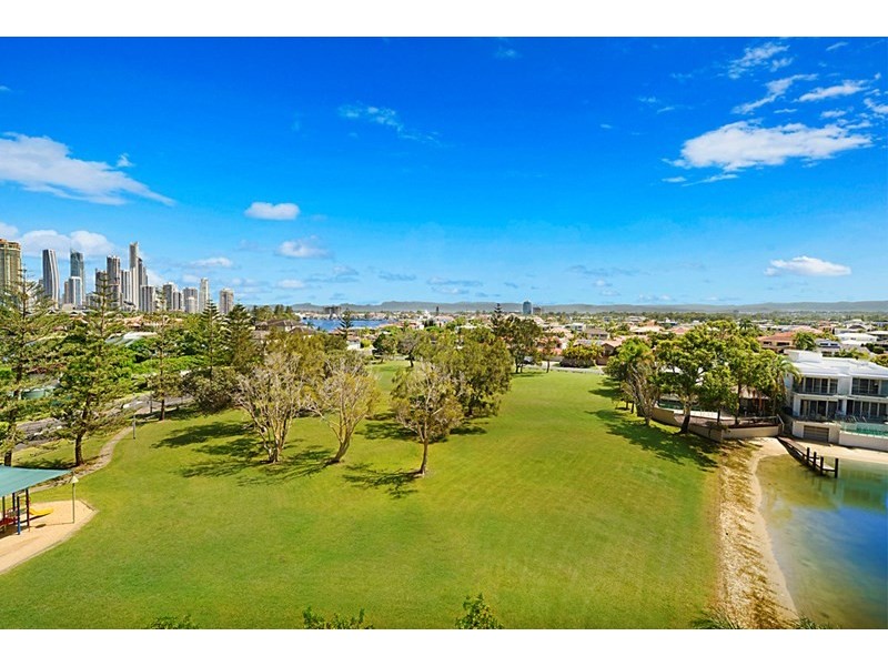 5 Admiralty Drive, Surfers Paradise QLD 4217