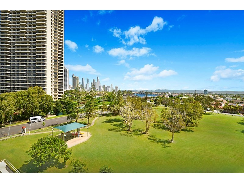 5 Admiralty Drive, Surfers Paradise QLD 4217