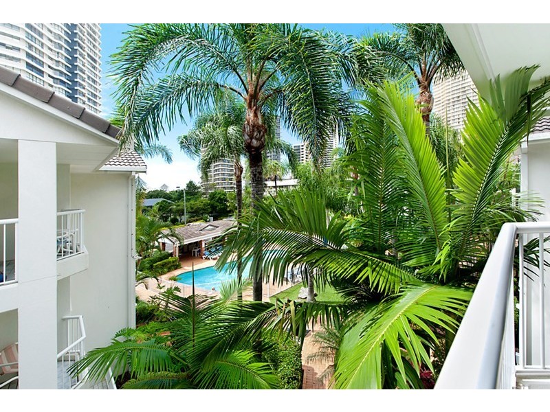 1 Cronin Avenue, Main Beach QLD 4217