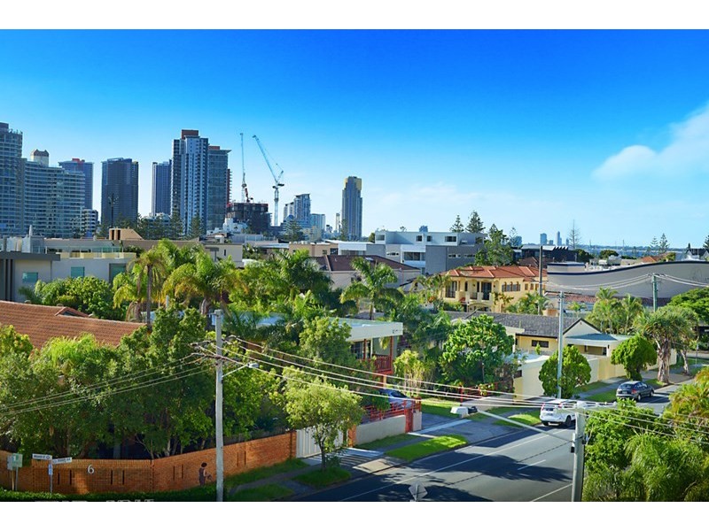 3 Tedder Avenue, Main Beach QLD 4217