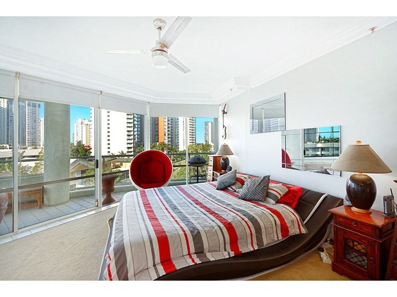 3 Tedder Avenue, Main Beach QLD 4217