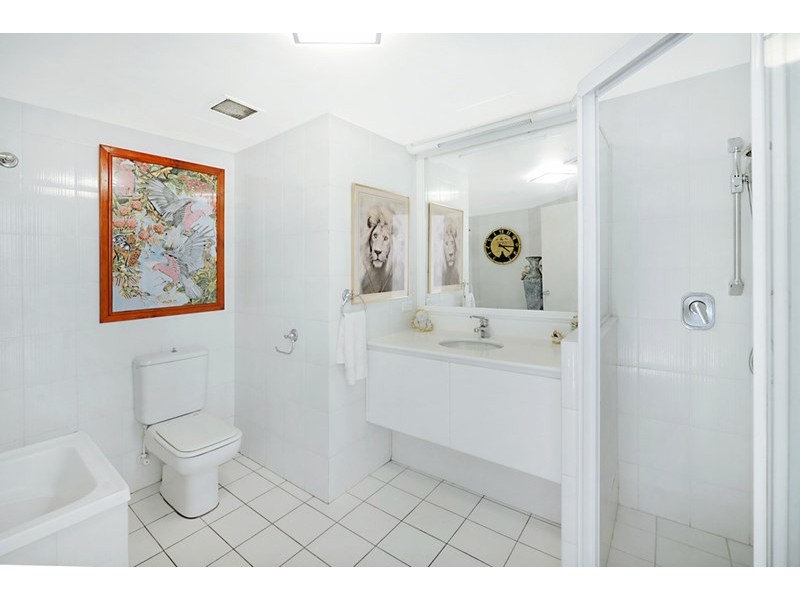 3 Tedder Avenue, Main Beach QLD 4217