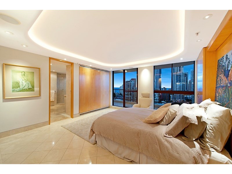 3 River Drive, Surfers Paradise QLD 4217