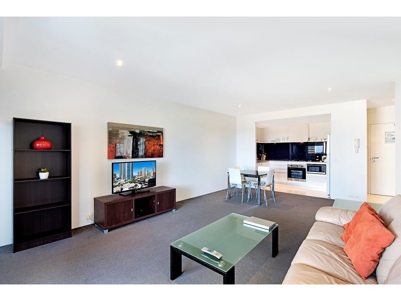 9 Ferny Avenue, Surfers Paradise QLD 4217