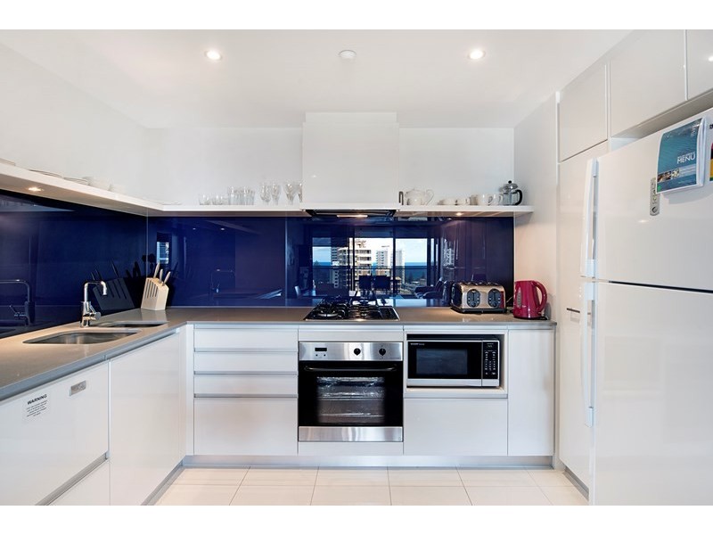 9 Ferny Avenue, Surfers Paradise QLD 4217