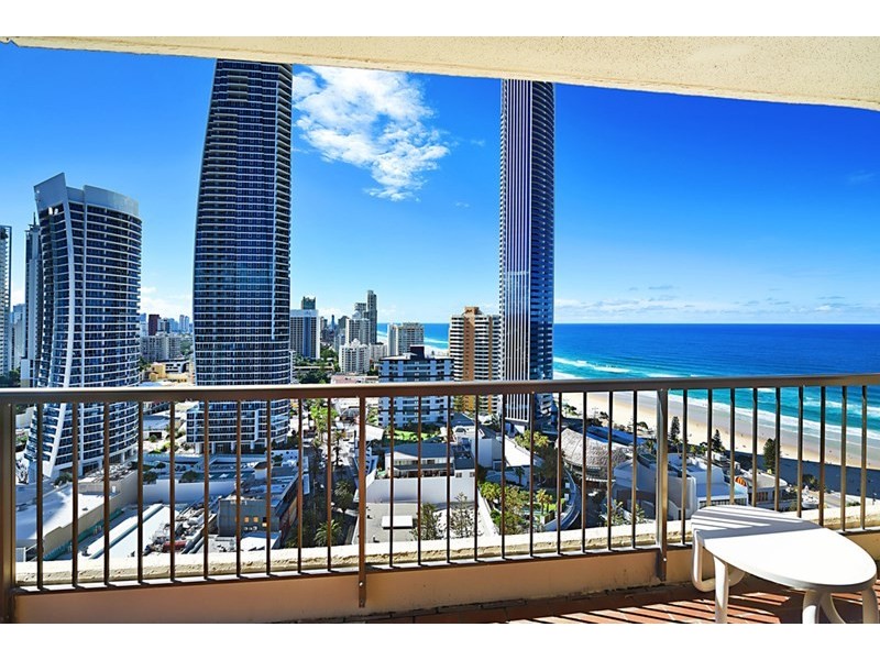 11 Hanlan Street, Surfers Paradise QLD 4217