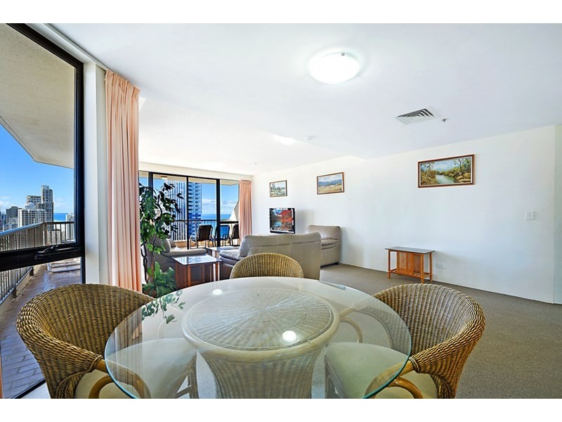 11 Hanlan Street, Surfers Paradise QLD 4217