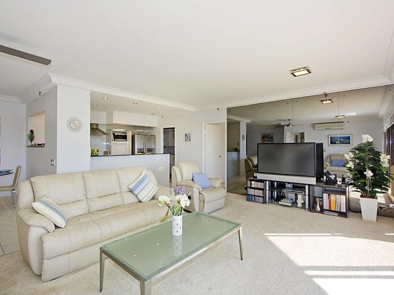 Main Beach QLD 4217