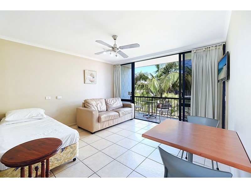 48 ‘Club Surfers’ 2877 Gold Coast Highway, Surfers Paradise QLD 4217