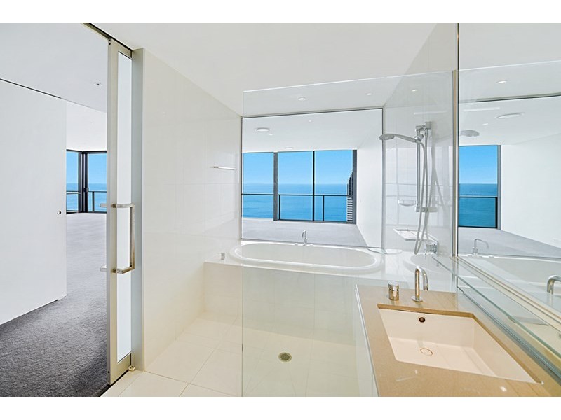 9 Ferny Avenue, Surfers Paradise QLD 4217