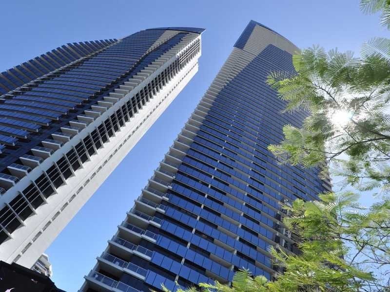 9 Ferny Avenue, Surfers Paradise QLD 4217