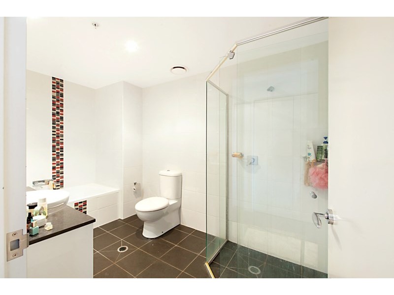 2 Aqua Street, Southport QLD 4215