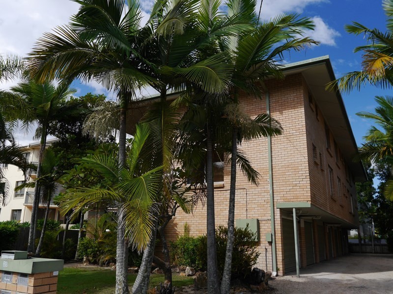 20 Genoa Street, Surfers Paradise QLD 4217