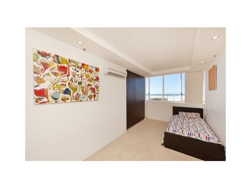 20 Old Burleigh Road, Surfers Paradise QLD 4217