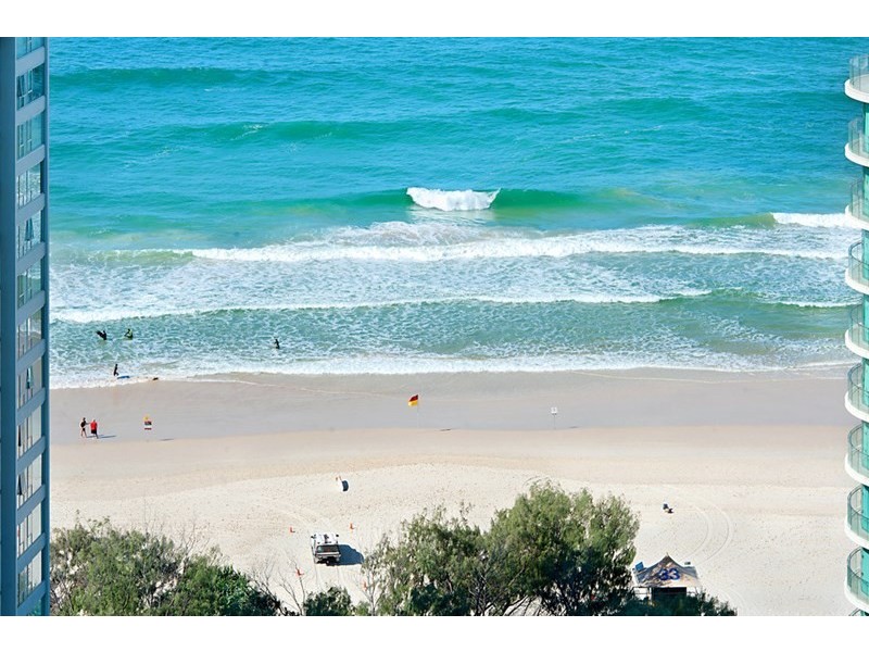 9 Hamilton Avenue, Surfers Paradise QLD 4217