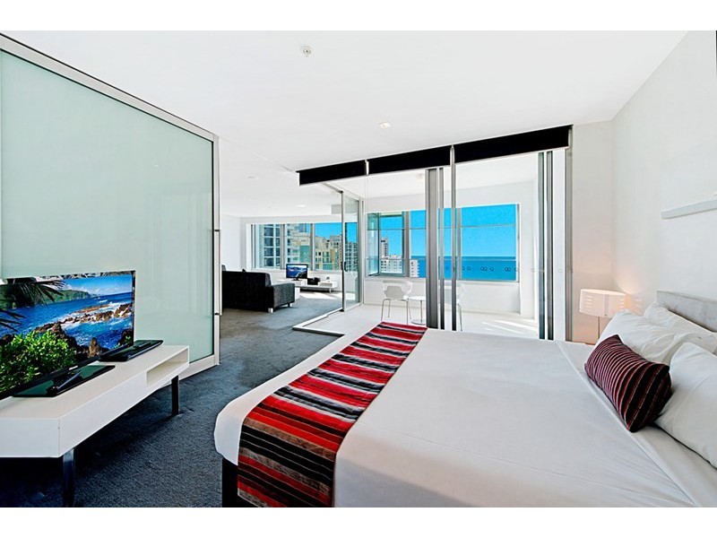 9 Hamilton Avenue, Surfers Paradise QLD 4217