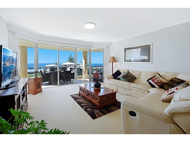 59 Pacific Street, Main Beach QLD 4217