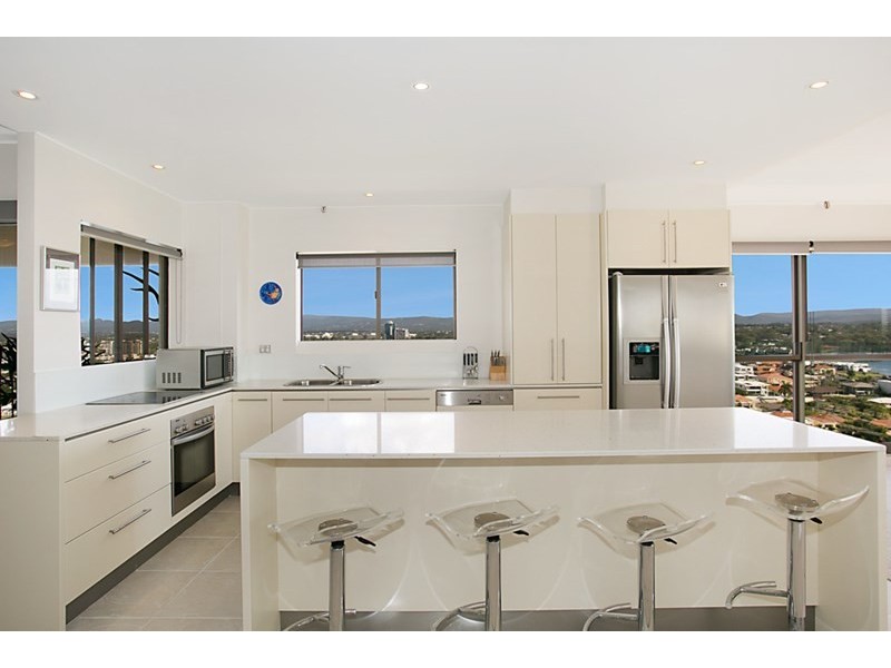 2 Admiralty Drive, Surfers Paradise QLD 4217